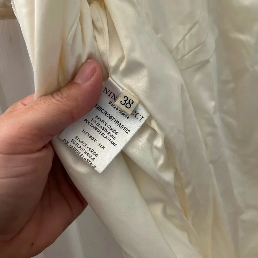 NINA RICCI women's textured ivory mini dress with capped sleeve  38 / US 4 - Picture 5 of 6
